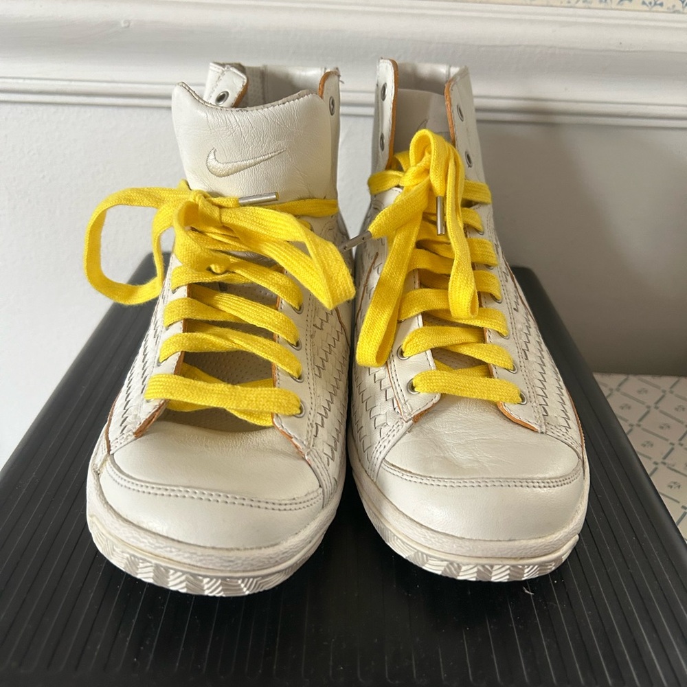 Nike Air Force high tops size W6